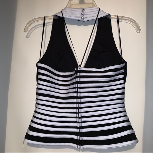 Strips in Express Corset - Picture 3 of 4